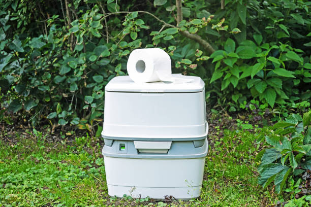 Best Portable toilet rental cost  in Dundee, OR
