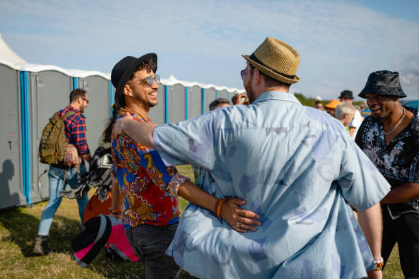 Best Porta potty rental near me  in Dundee, OR